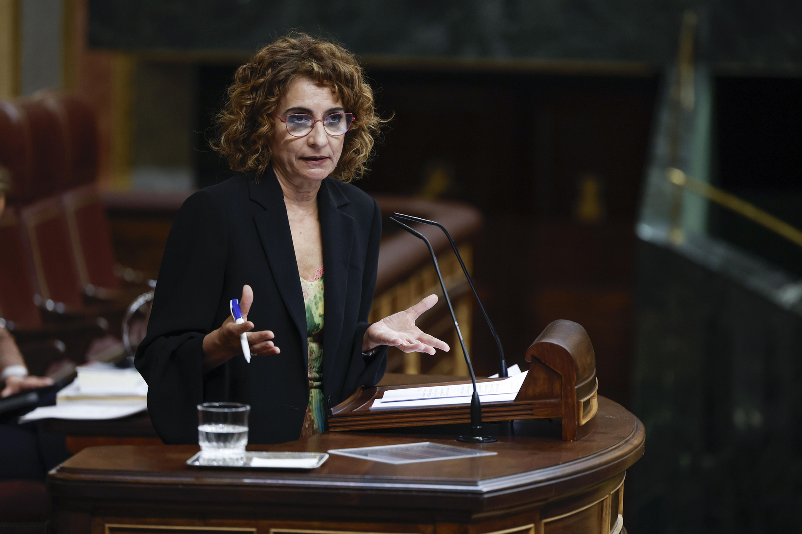 España cerró 2024 con un déficit del 3,2 % y una deuda del 101,8 % del PIB, según Eurostat